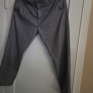 Women's Classic Gray Cropped Pants